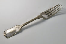 Load image into Gallery viewer, Antique Silver Plated 20cm FIDDLE Dinner Forks Cutlery