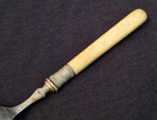 Load image into Gallery viewer, Vintage Sugar Sifter Spoon With Cream Colour Plastic Handle - English, Marked D&A, 16cm long