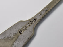 Load image into Gallery viewer, Antique Silver Plated 20cm FIDDLE Dinner Forks Cutlery