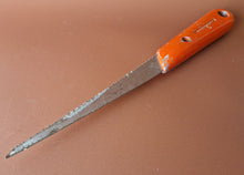 Load image into Gallery viewer, VINTAGE STANLEY PAD SAW - 199A -MADE IN ENGLAND CARPENTER JOINER CABINET MAKER