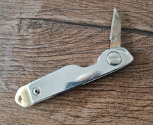Load image into Gallery viewer, Vintage Stanley Locking Folding Box Cutter Knife Blade