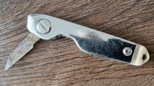 Load image into Gallery viewer, Vintage Stanley Locking Folding Box Cutter Knife Blade
