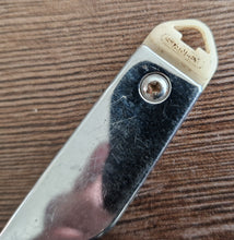 Load image into Gallery viewer, Vintage Stanley Locking Folding Box Cutter Knife Blade