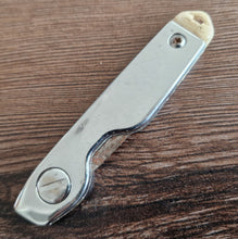 Load image into Gallery viewer, Vintage Stanley Locking Folding Box Cutter Knife Blade