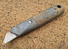 Load image into Gallery viewer, Vintage Grey HANDLE Stanley Knife 199 for Craft DIY Work in Good Condition Handy Man Tool