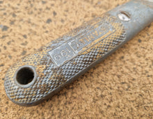 Load image into Gallery viewer, Vintage Grey HANDLE Stanley Knife 199 for Craft DIY Work in Good Condition Handy Man Tool
