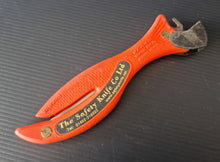 Load image into Gallery viewer, Safety Fish Knife- With Hook & Cap