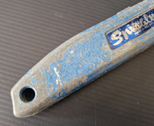 Load image into Gallery viewer, Vintage Spiralux Model Retractable Craft / Carpet Knife Blue Colour