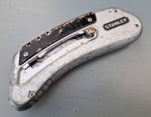 Load image into Gallery viewer, Stanley FatMax Safety Knife with Straight Blade, Retractable