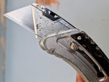 Load image into Gallery viewer, Stanley FatMax Safety Knife with Straight Blade, Retractable