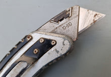 Load image into Gallery viewer, Stanley FatMax Safety Knife with Straight Blade, Retractable