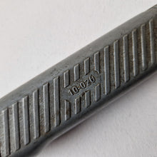 Load image into Gallery viewer, Stanley 10-020 Interlock Trimming Utility Carpet Box Cutting Knife Rim Locks