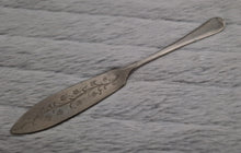 Load image into Gallery viewer, Butter Knife, Vintage Knife, Vintage Silverware, Silverware, Gifts for Women, Mothers Day Gift, Wedding Gift, Birthday Gift, Bridesmaid Gift