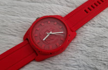 Load image into Gallery viewer, Mens Red Diesel DZ1589 Rubber Company Round Watch