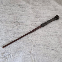 Load image into Gallery viewer, The Wizarding World of Harry Potter Universal Orlando Collectible Wand