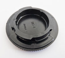 Load image into Gallery viewer, Genuine Minolta BC-1 Original Body Cap FOR MD, MC, SR Vintage Made In Japan 7724
