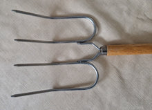 Load image into Gallery viewer, Vintage wooden handle steel bbq meat fork, Grill Tool, 16.6cm long