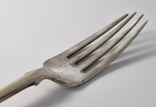 Load image into Gallery viewer, Antique Silver Plated 20cm FIDDLE Dinner Forks Cutlery