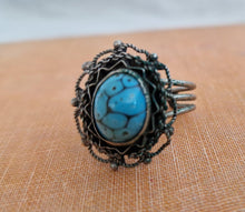 Load image into Gallery viewer, Vintage Southwestern Turquoise Stone Ring On Metal Setting