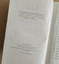 Load image into Gallery viewer, Pears Encyclopaedia 1975-1976 Eighty Fourth Edition