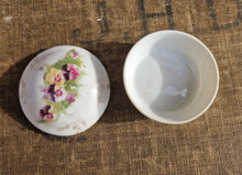 Load image into Gallery viewer, Round Hand Painted Floral Flower Ceramic Trinket Box