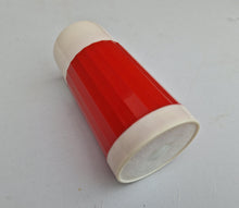 Load image into Gallery viewer, Vintage 1970s Red Colour Vacuum Flask Made By Aladdin 250ml 8fl oz Collectable Made In England