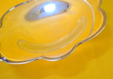 Load image into Gallery viewer, Vintage Plate Silverplate Fruit Food Serving Basket Dish, Handle