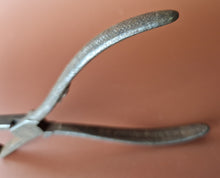 Load image into Gallery viewer, Vintage Ceka 3754 pincers cobblers joiner wire snips pliers Tool