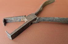 Load image into Gallery viewer, Vintage Ceka 3754 pincers cobblers joiner wire snips pliers Tool