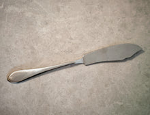 Load image into Gallery viewer, Starlite Stainless Steel Butter / Cheese / Cake Knife – 20cm Long