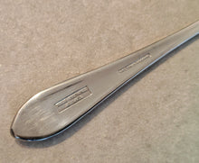 Load image into Gallery viewer, Starlite Stainless Steel Butter / Cheese / Cake Knife – 20cm Long