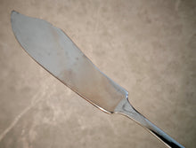Load image into Gallery viewer, Starlite Stainless Steel Butter / Cheese / Cake Knife – 20cm Long