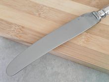 Load image into Gallery viewer, Vintage Hart's The Silversmith Butter / Dinner Knife – Ornate Design, Elegant Dining