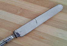 Load image into Gallery viewer, Vintage Walker & Hall Butter Knife – Sheffield Craftsmanship with Elegant Fluted Design