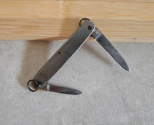 Load image into Gallery viewer, Vintage Small Multi-Blade Metal Stainless Steel Pocket Knife Sheffield Made