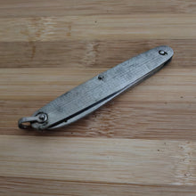 Load image into Gallery viewer, Vintage Single Blade Folding Pocket Knife Stainless Steel Lark Brand China