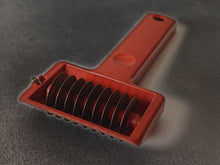 Load image into Gallery viewer, Vintage Handheld Pasta Cutter – 16cm Long Plastic Metal, Retro Kitchenalia