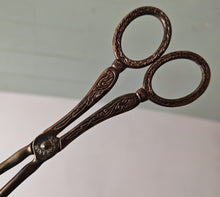 Load image into Gallery viewer, Vintage Silver Plated Bird Claw Serving Tongs – 22.5cm Long – Ornate Design