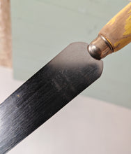 Load image into Gallery viewer, Vintage Skyline Offset Spatula – 30cm Long – 3.5cm Wide – Yellow Wooden Handle