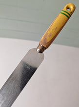 Load image into Gallery viewer, Vintage Skyline Offset Spatula – 30cm Long – 3.5cm Wide – Yellow Wooden Handle