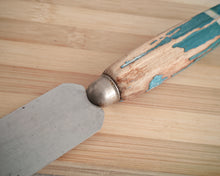 Load image into Gallery viewer, Vintage Palette Knife with Distressed Blue Wooden Handle – 29cm Long