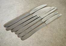 Load image into Gallery viewer, Vintage Stainless Steel Table Knives Set – Sheffield England – Emperor Stainless – Used Cutlery – 6-Piece