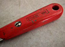 Load image into Gallery viewer, Vintage Stanley 199A Utility Knife - Made in England - Orange Metal Body - Used Condition