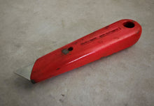Load image into Gallery viewer, Vintage Stanley 199A Utility Knife - Made in England - Orange Metal Body - Used Condition