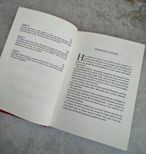 Load image into Gallery viewer, Vintage 1977 Gulliver’s Travels by Jonathan Swift - Illustrated by Derick Bowen - Purnell Hardcover