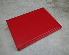 Load image into Gallery viewer, Vintage 1977 Gulliver’s Travels by Jonathan Swift - Illustrated by Derick Bowen - Purnell Hardcover