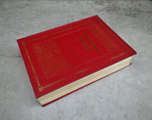 Load image into Gallery viewer, Vintage 1977 Gulliver’s Travels by Jonathan Swift - Illustrated by Derick Bowen - Purnell Hardcover