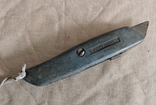 Load image into Gallery viewer, Vintage Stanley 99E Retractable Utility Knife – Made in England – Collectible Hand Tool
