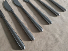 Load image into Gallery viewer, Set of 6 Guy Degrenne Stainless Steel Dinner Knives – 22.5cm – Modern Minimalist – Used