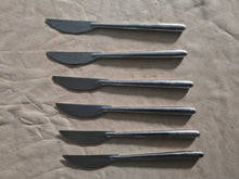 Load image into Gallery viewer, Set of 6 Guy Degrenne Stainless Steel Dinner Knives – 22.5cm – Modern Minimalist – Used